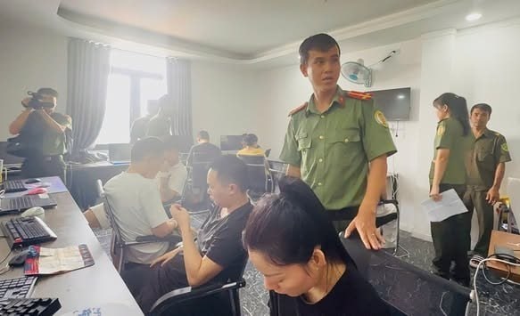호지민호텔